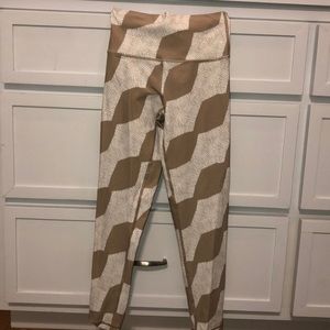 Aerie chill play move workout leggings